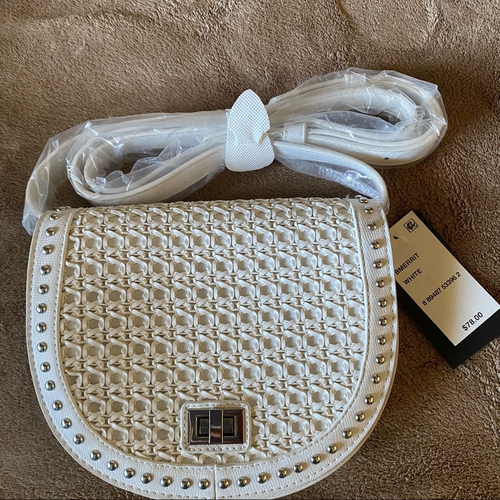 🆕 Steven Madden Bmerrit White Crossbody/Shoulder bag